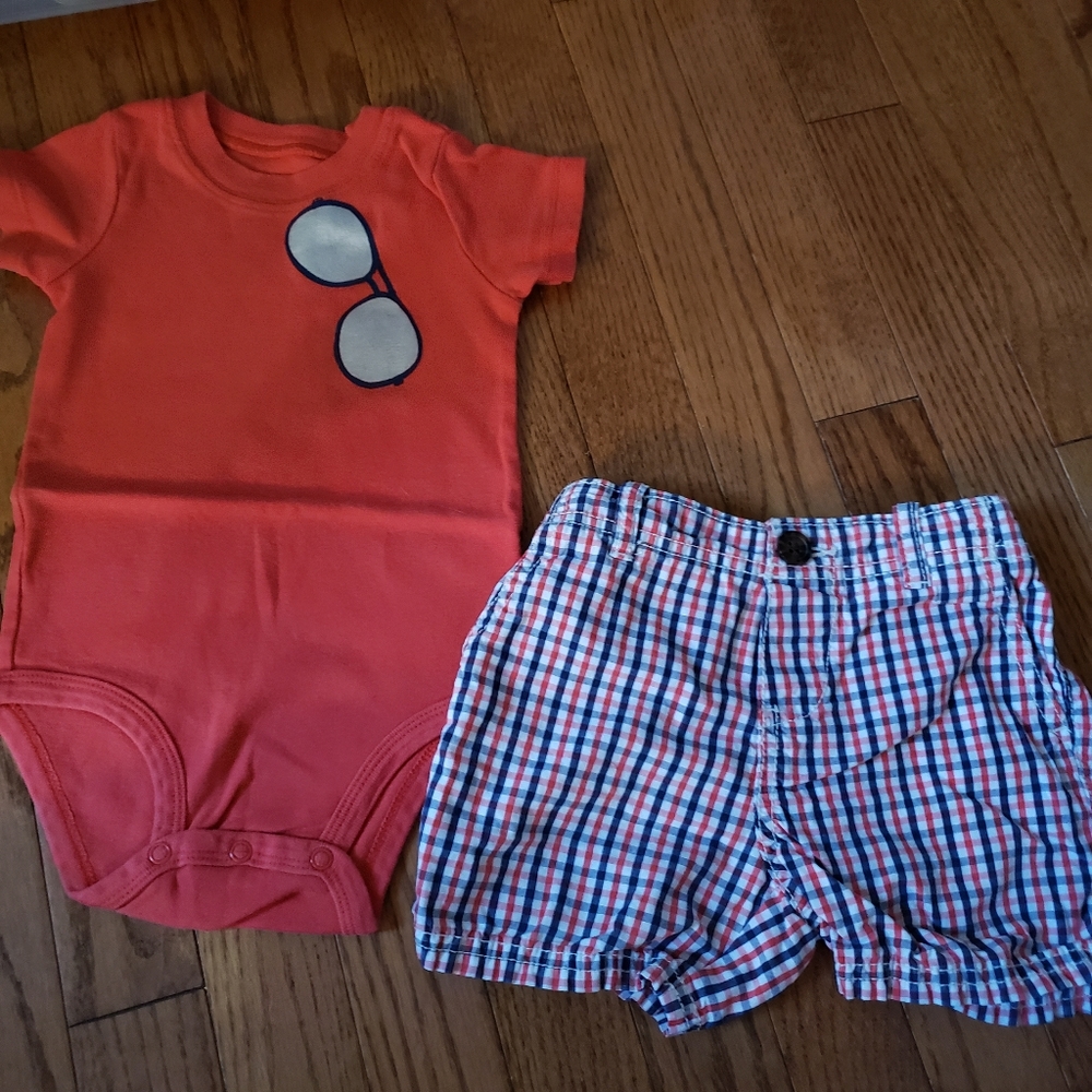 Sz 12-18 Months Carter's Red Bodysuit W/ Plaid Pull-on Shorts Set